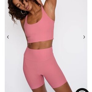 Skatie Active set in Gossip 💓